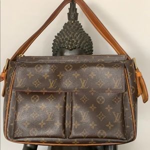 Louis Vuitton purse